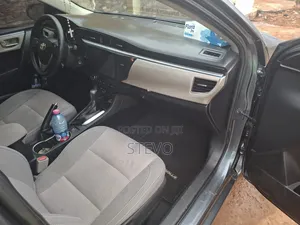 Toyota Corolla LE Eco Plus 4dr Sedan (1.8L 4cyl CVT) 2014 Gray