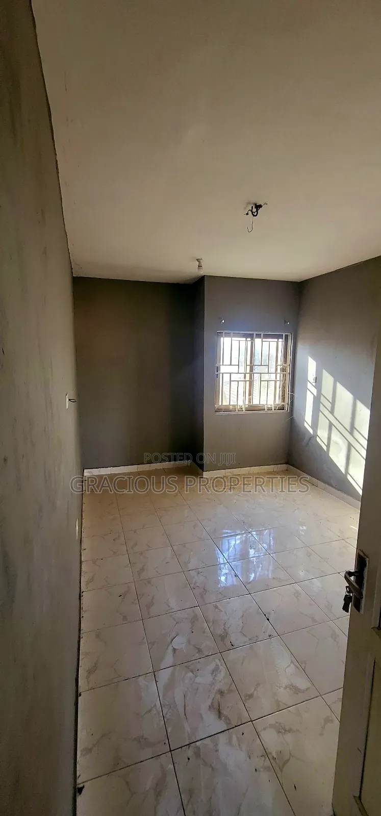 2bdrm Apartment in Gracious Properties, Mallam Junction for rent
