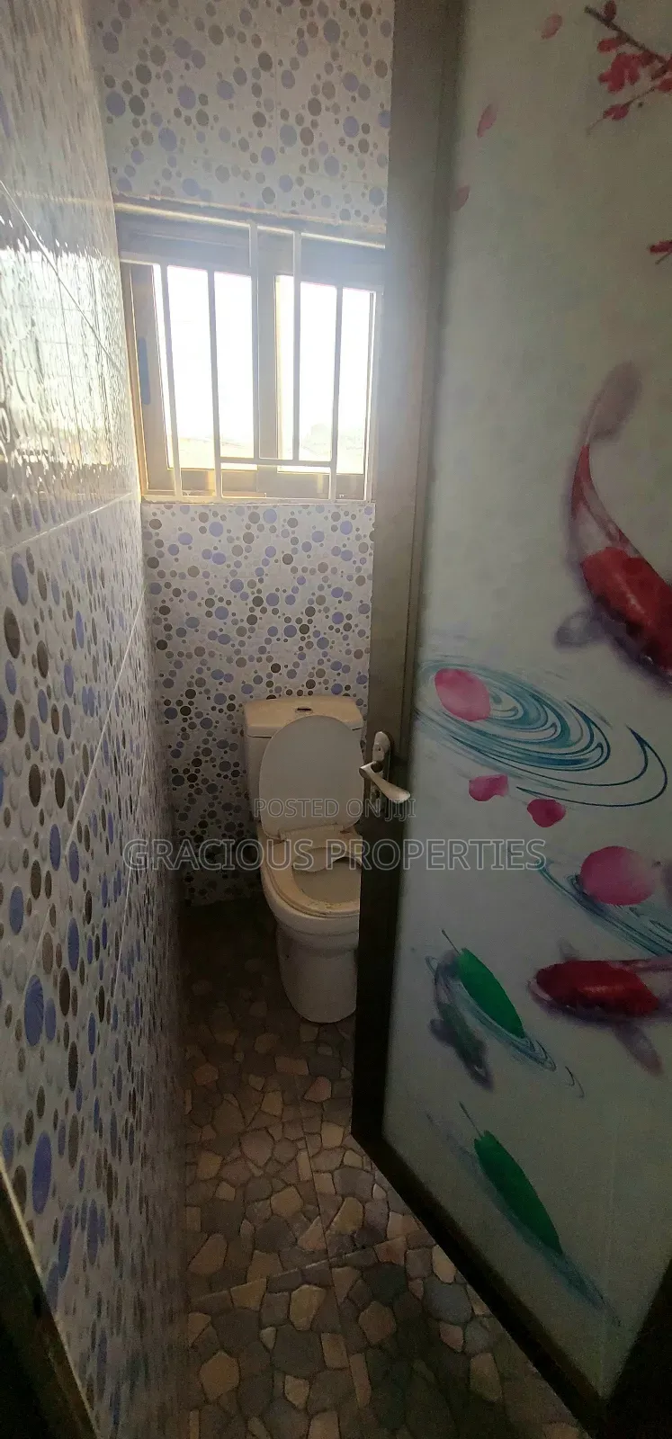 2bdrm Apartment in Gracious Properties, Mallam Junction for rent