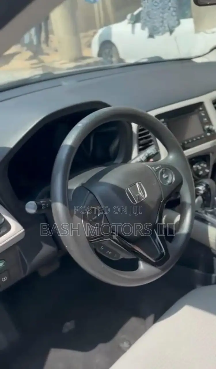 Honda HR-V Sport 2021 Silver