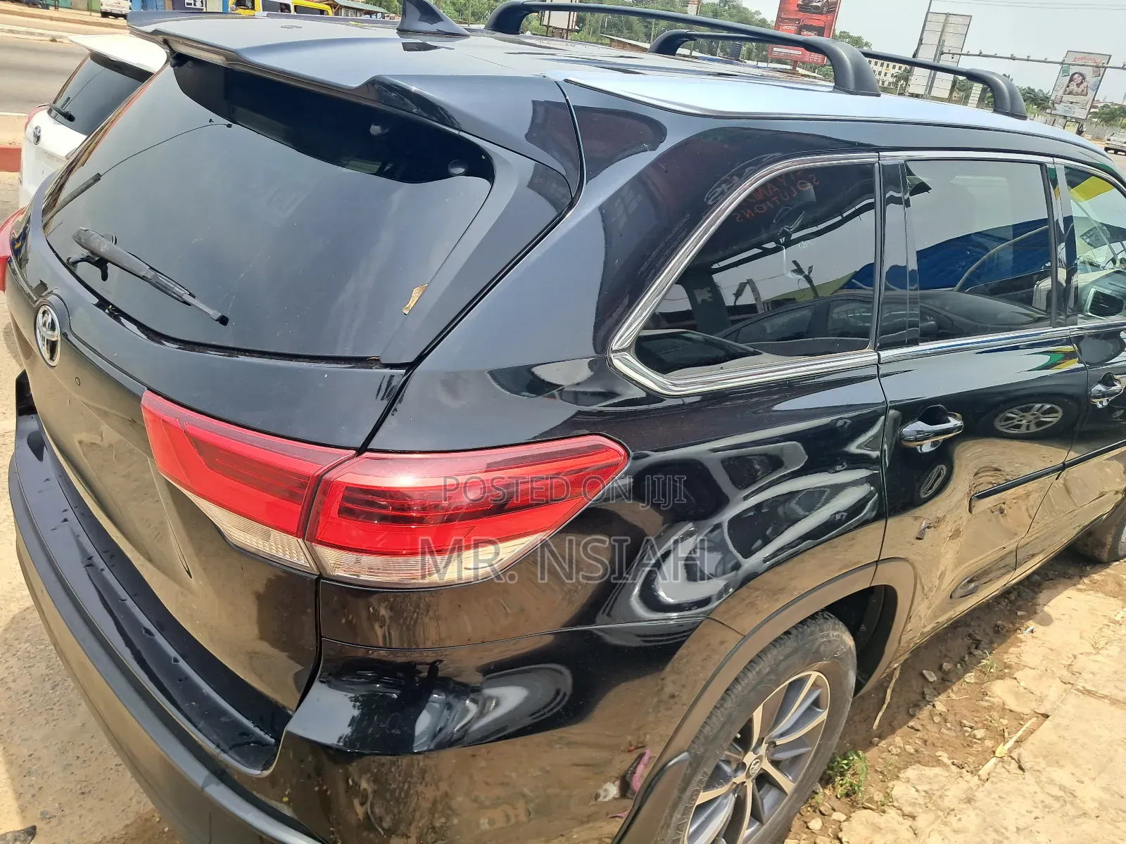 Toyota Highlander XLE 4x4 V6 (3.5L 6cyl 8A) 2017 Black