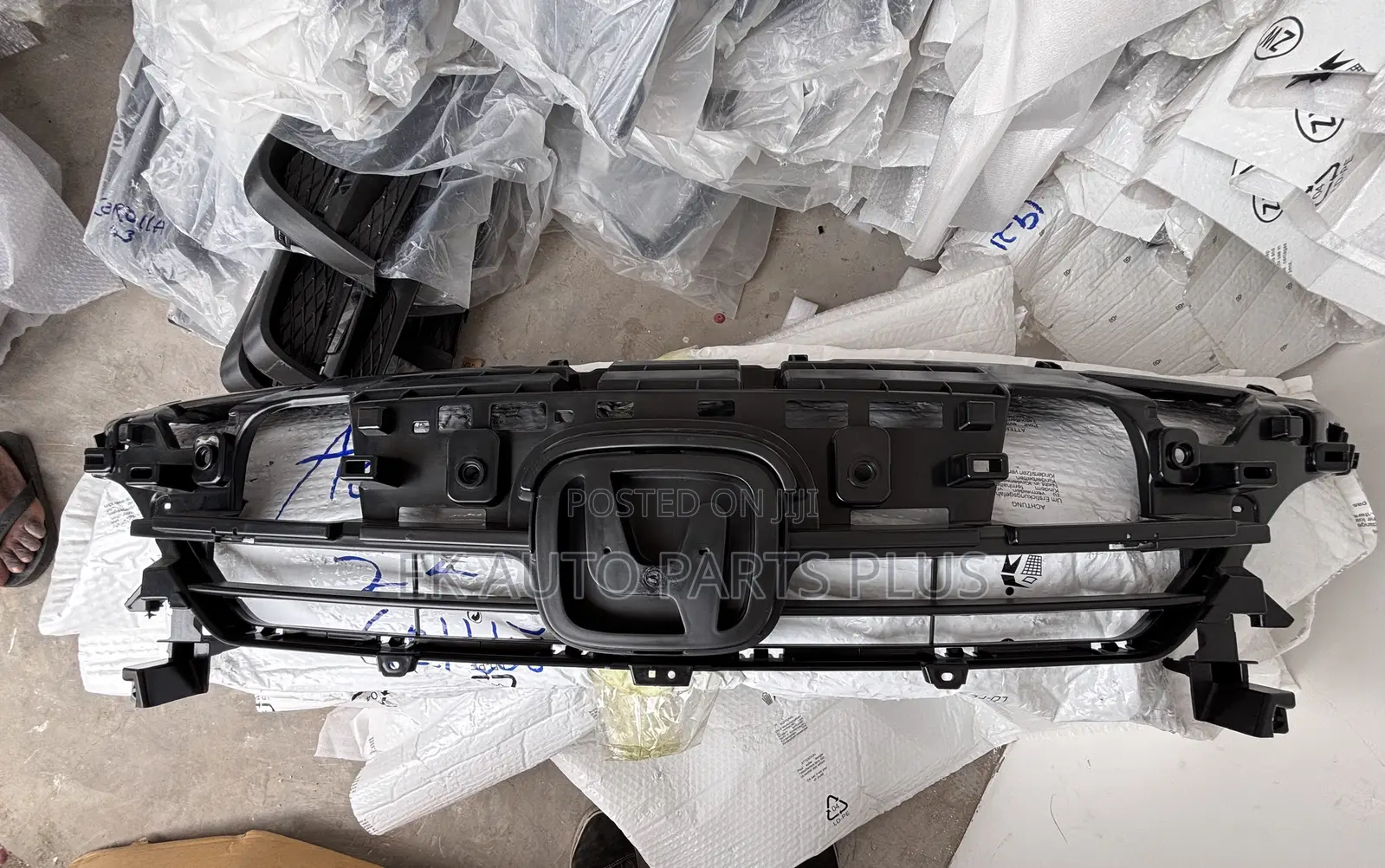 Toyota Camry Grille/Shells 2015 2016 2017