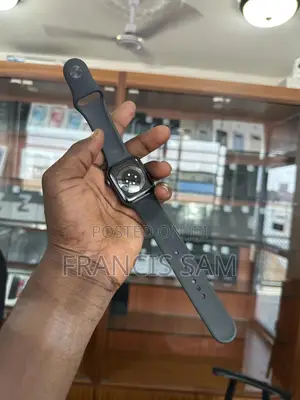 Apple Series 6 Smart Watch 44mm