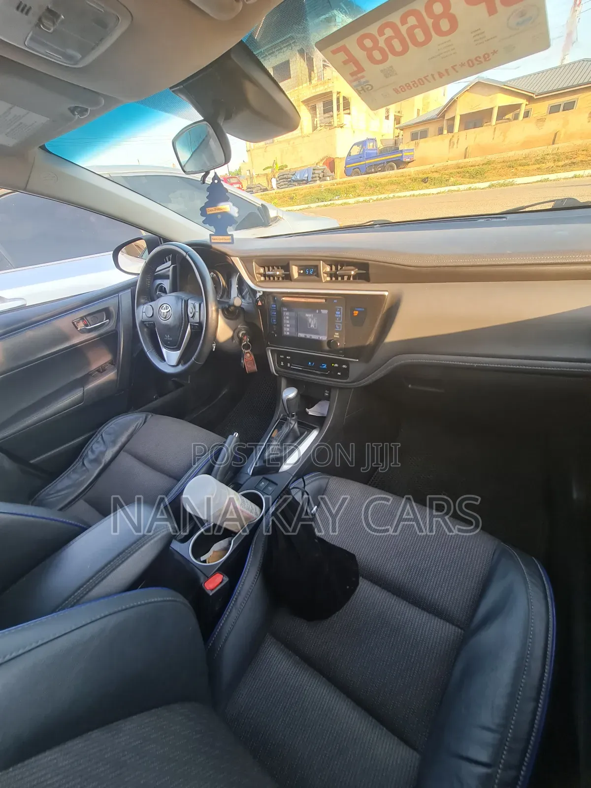Toyota Corolla SE (1.8L 4cyl 2A) 2019 Black