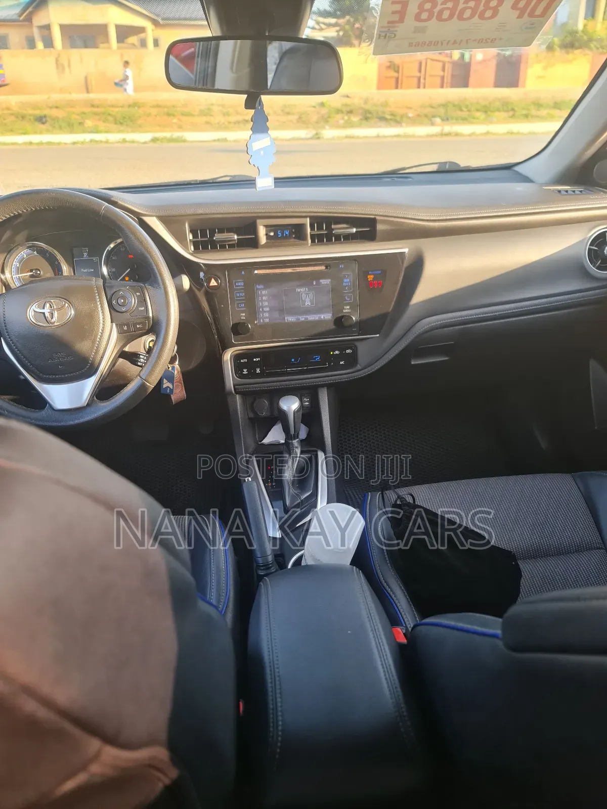 Toyota Corolla SE (1.8L 4cyl 2A) 2019 Black