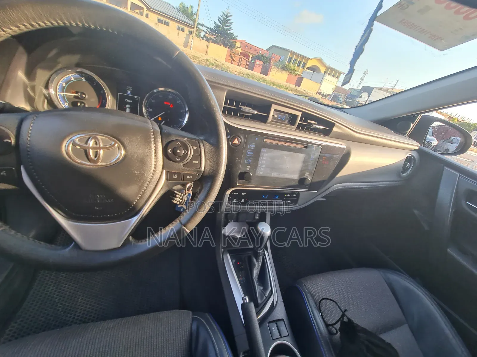 Toyota Corolla SE (1.8L 4cyl 2A) 2019 Black