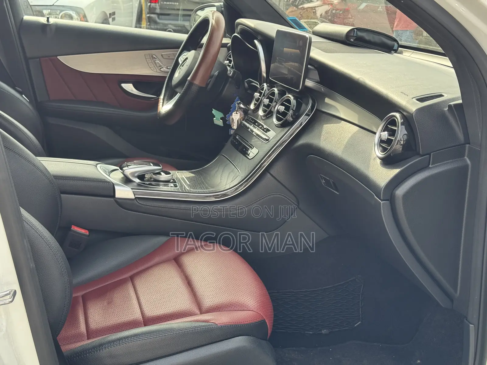 Mercedes-Benz GLC-Class 2019 White