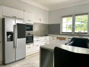 5bdrm House in Airport Hills for sale