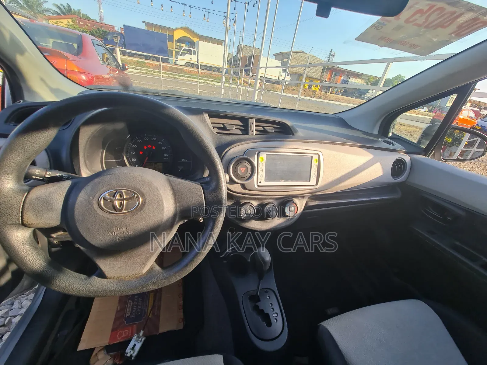 Toyota Vitz 1.3 AWD 5dr 2013 Silver