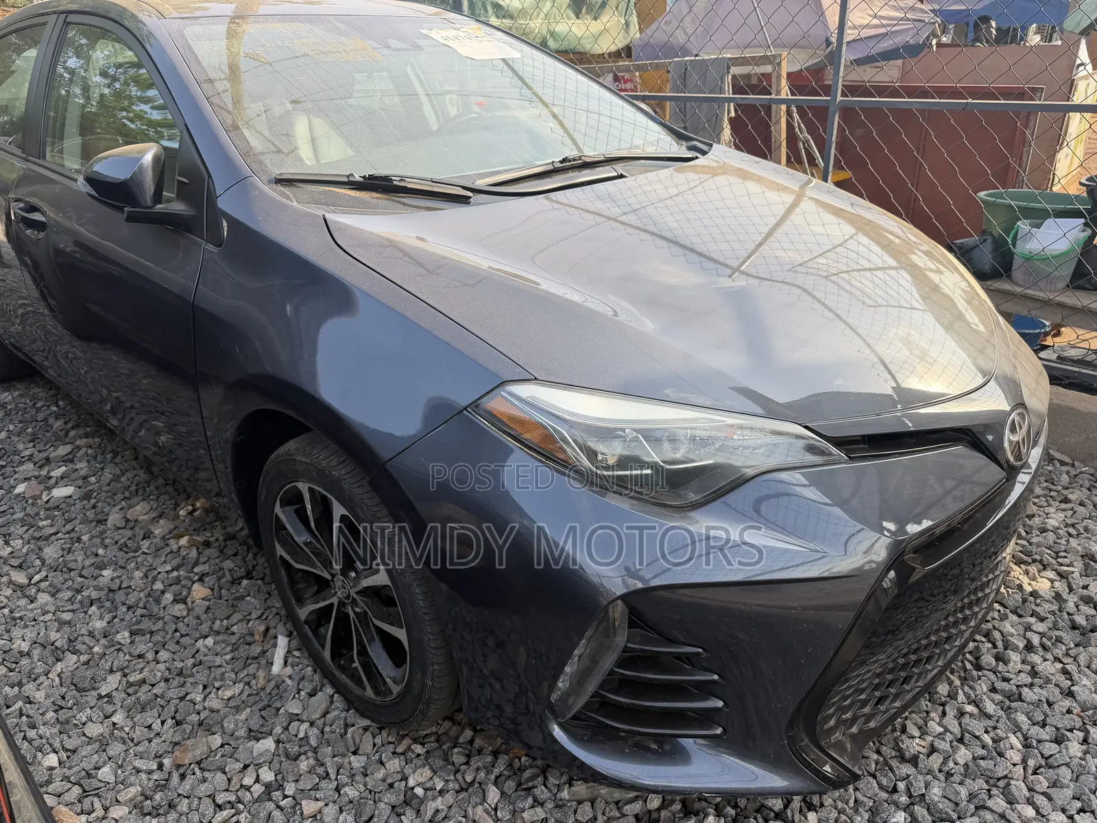 Toyota Corolla SE 4dr Sedan (1.8L 4cyl CVT) 2017 Gray
