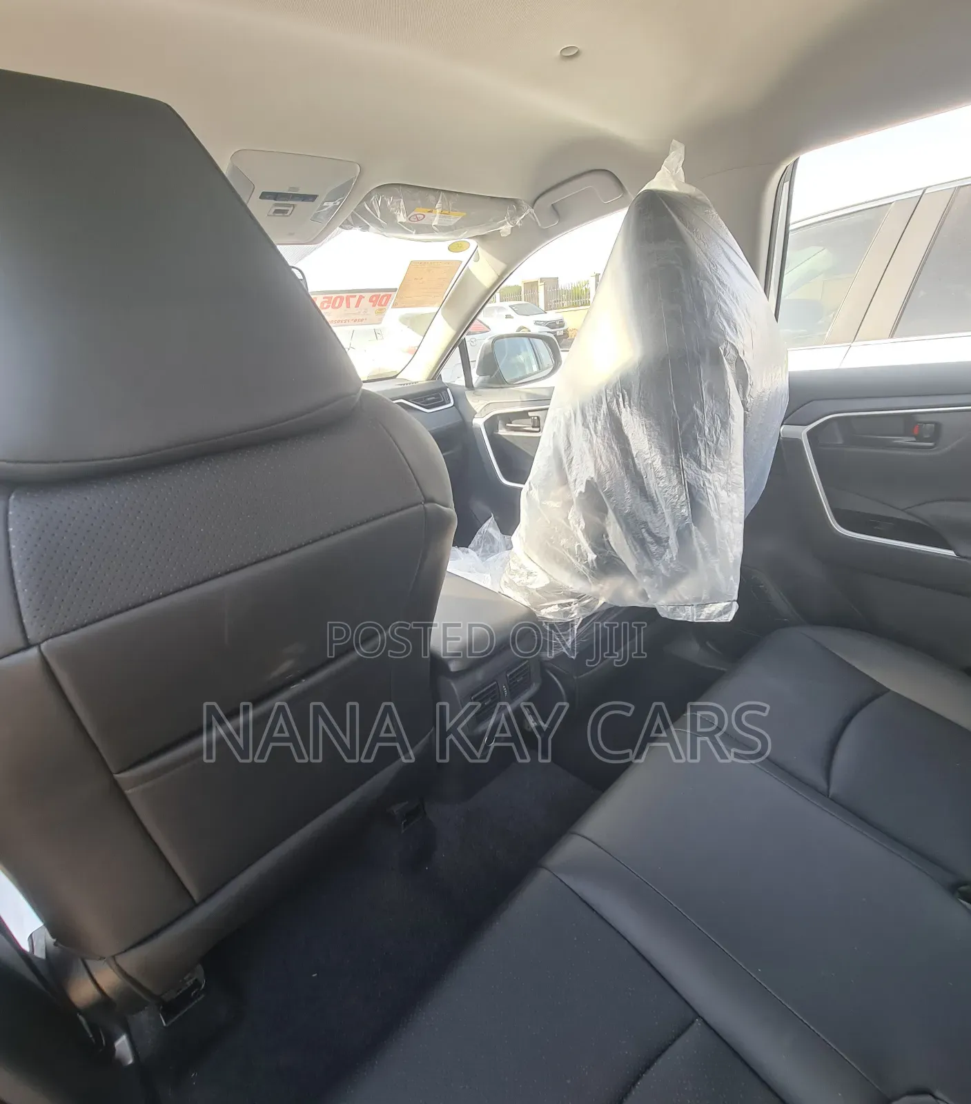 Toyota RAV4 XLE AWD 2023 White