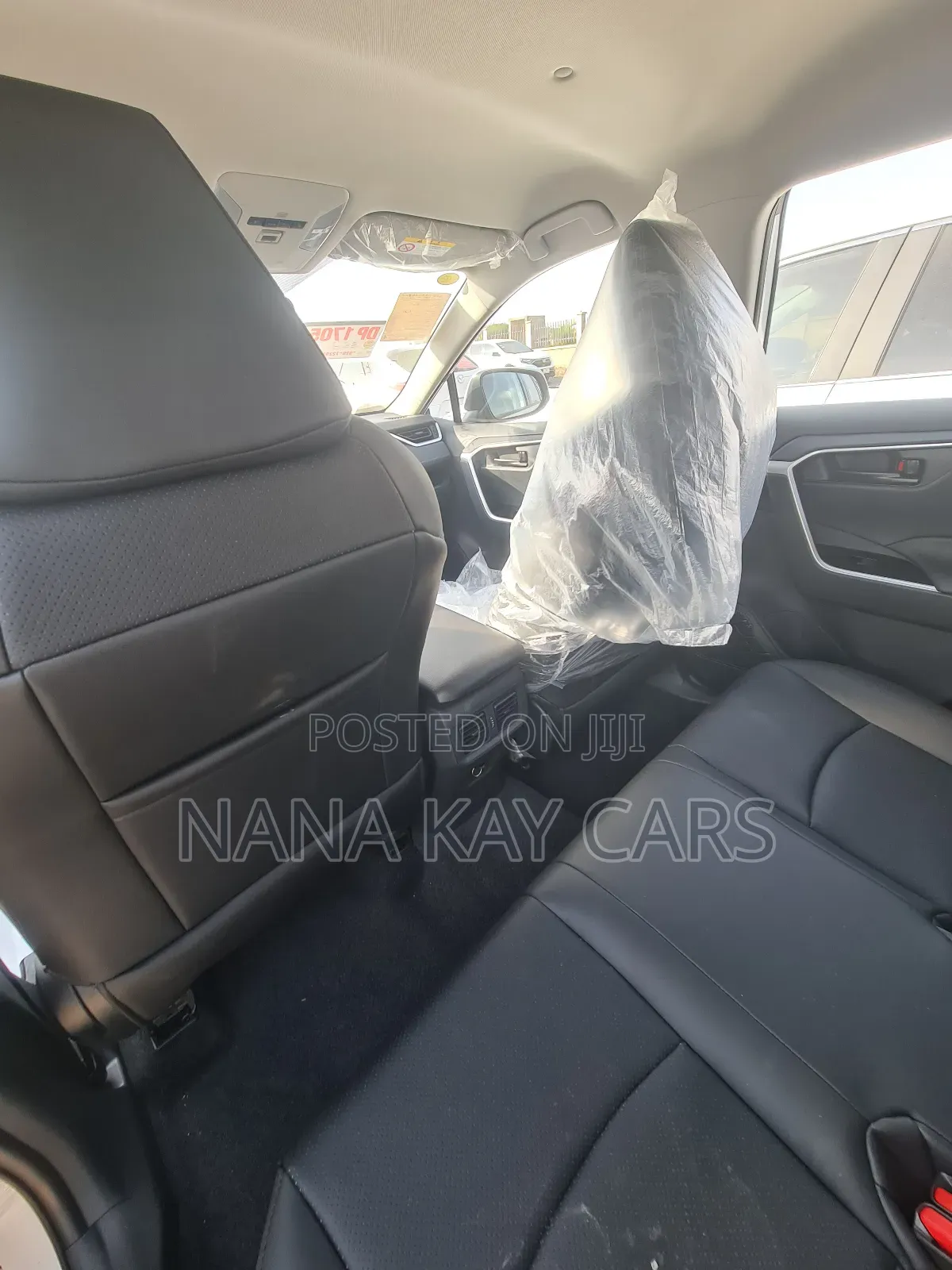 Toyota RAV4 XLE AWD 2023 White