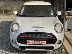 Mini Cooper 2017 White