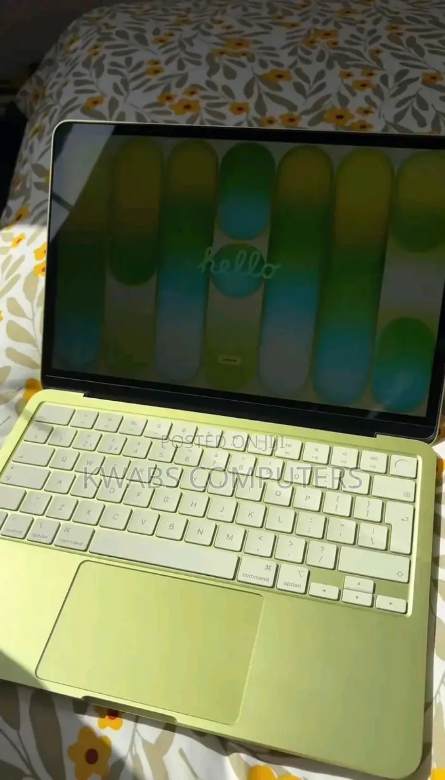 New Laptop Apple MacBook Air 2025 M4 13-inch 16GB Apple M4 SSD 512GB