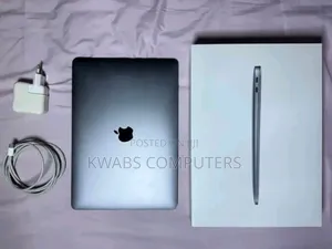 New Laptop Apple MacBook Pro M1 8GB Apple M1 SSD 256GB