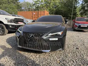 Lexus IS 300 AWD 2023 Black