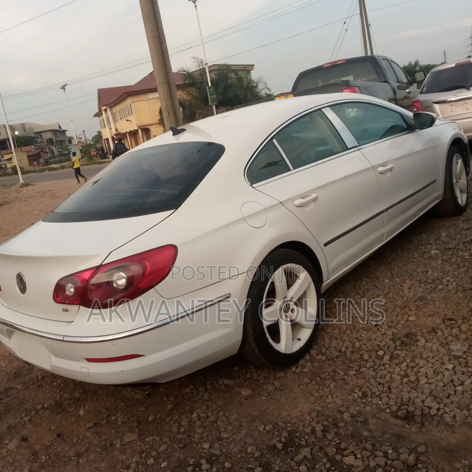 Volkswagen Passat 2012 White
