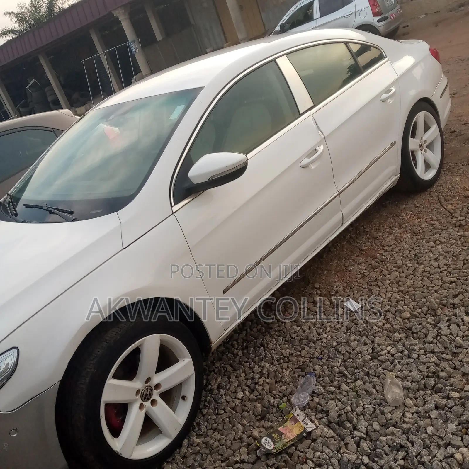 Volkswagen Passat 2012 White