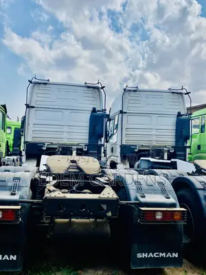 Brand New Shacman X3000 Trailer Head White