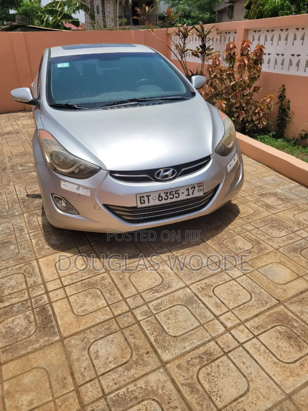 Hyundai Elantra Limited Sedan FWD (1.8L 4cyl 6A) 2013 Silver