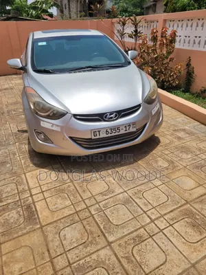 Hyundai Elantra Limited Sedan FWD (1.8L 4cyl 6A) 2013 Silver
