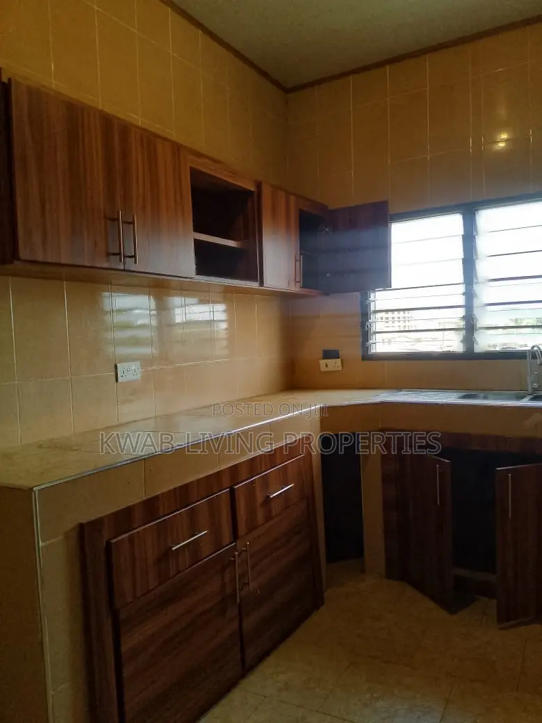 2bdrm Apartment in Housing Down for rent