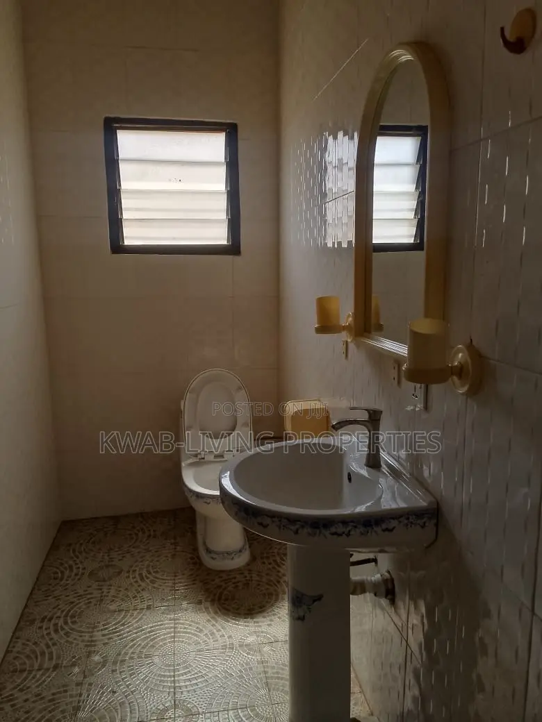 2bdrm Apartment in Housing Down for rent