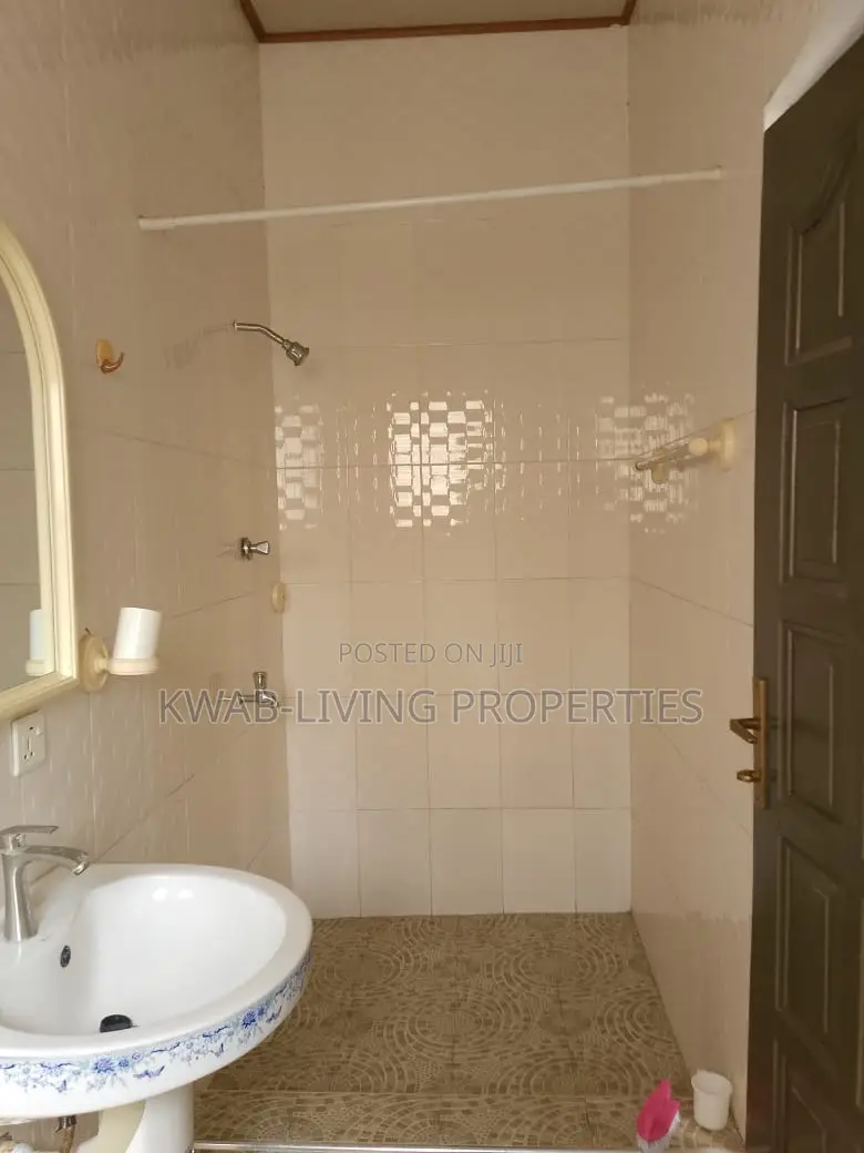 2bdrm Apartment in Housing Down for rent