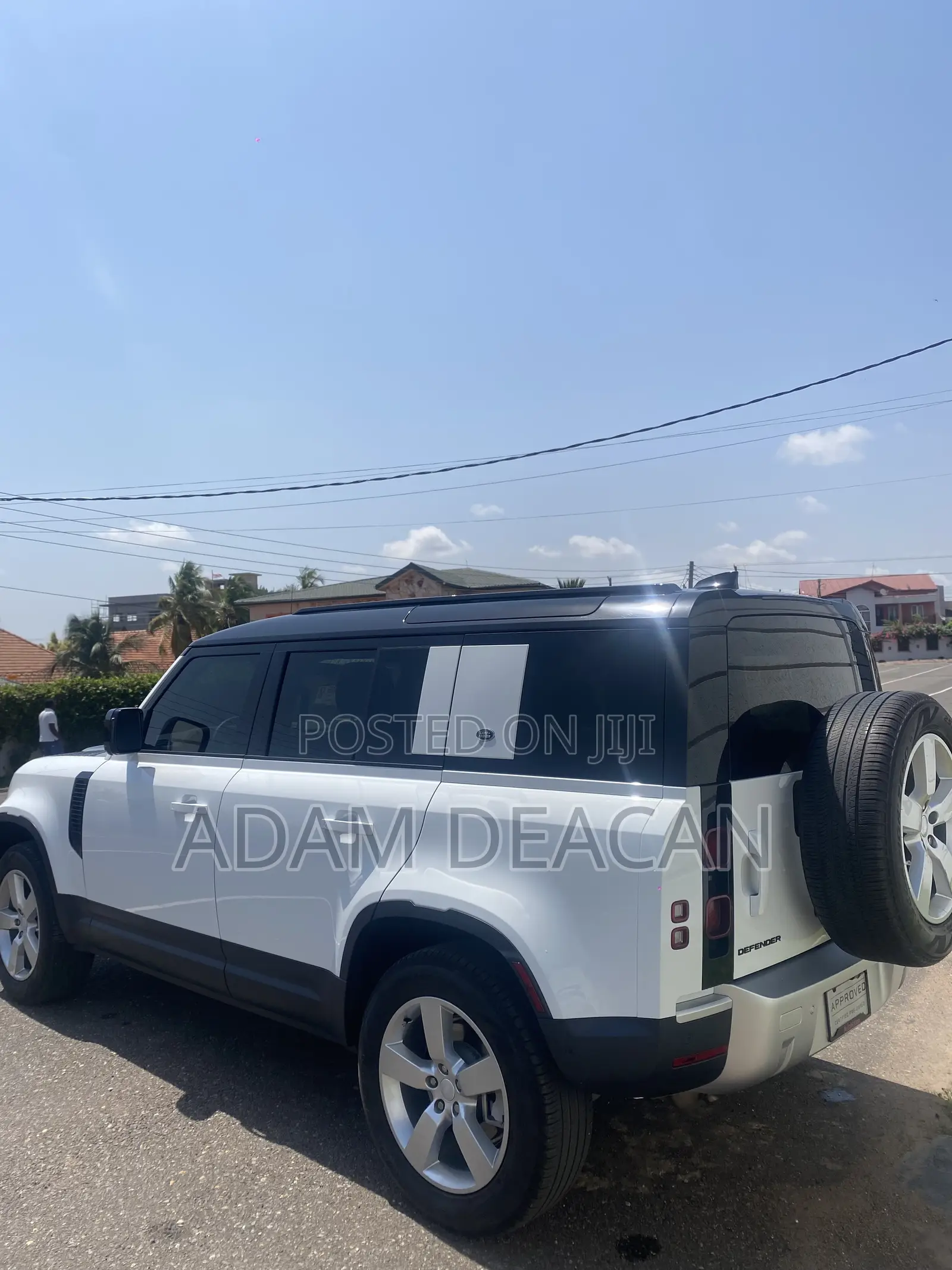 Land Rover Defender 2025 White