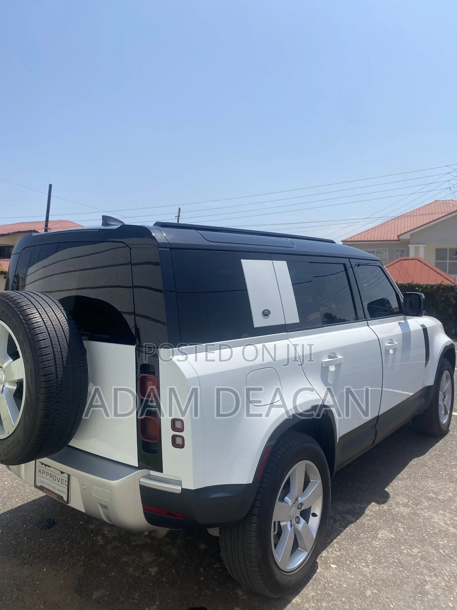 Land Rover Defender 2025 White