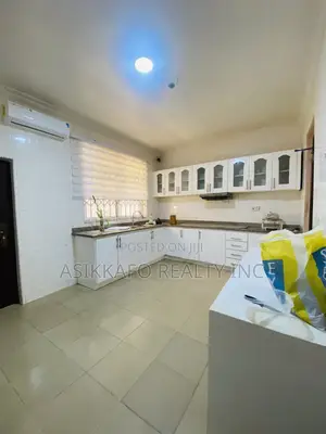 4bdrm House in Batsonaa, Spintex for rent