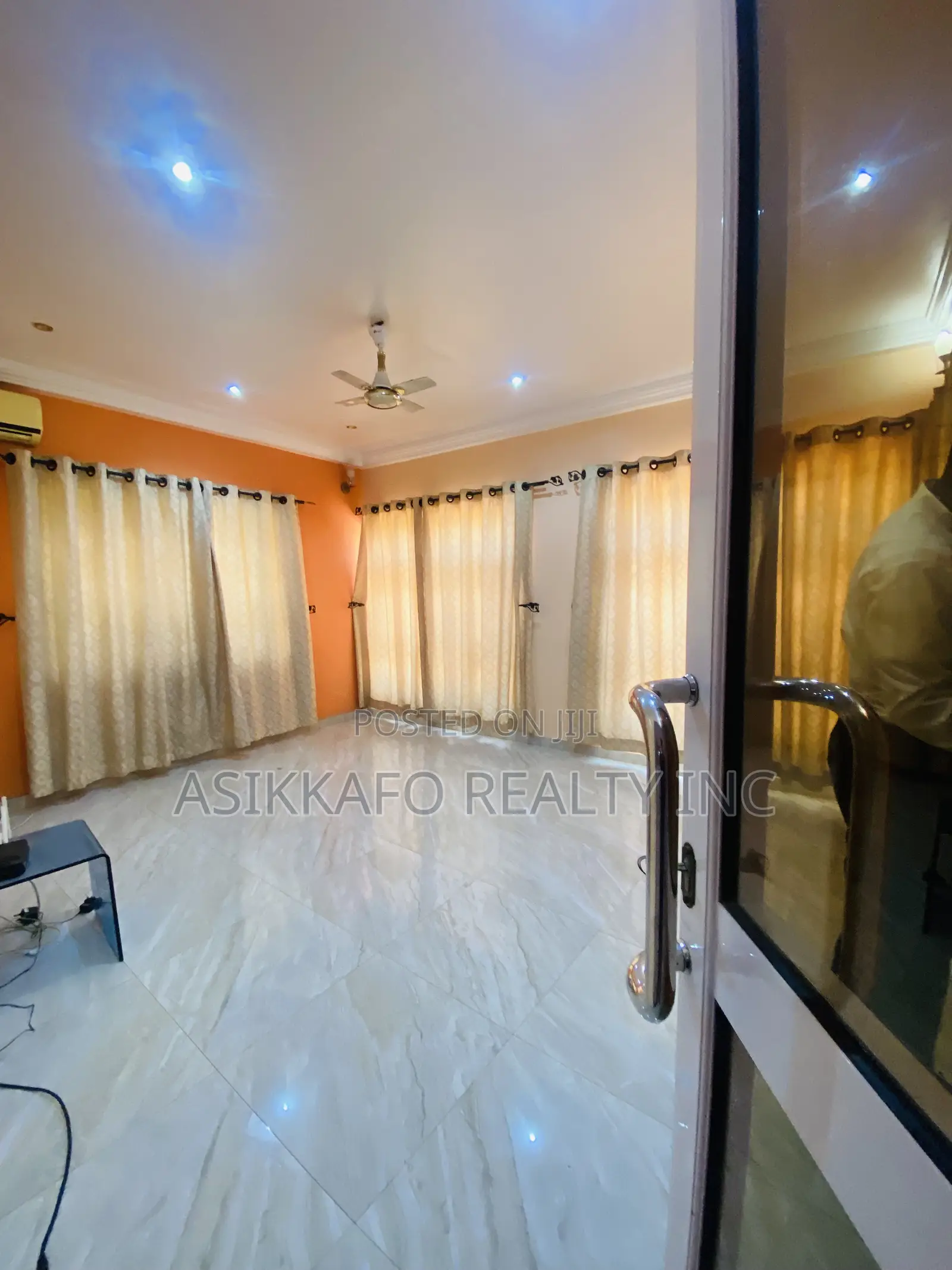 4bdrm House in Batsonaa, Spintex for rent