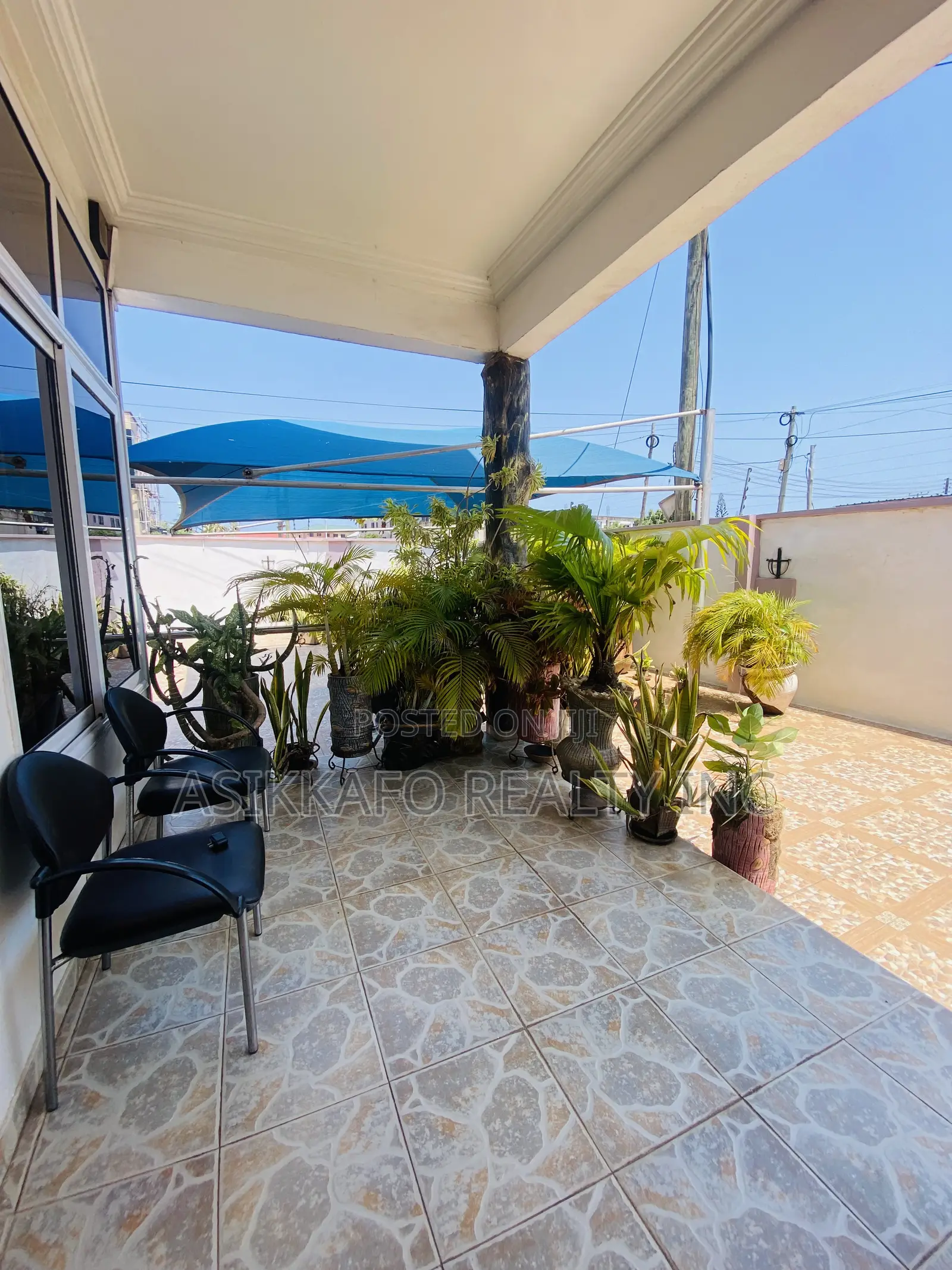 4bdrm House in Batsonaa, Spintex for rent