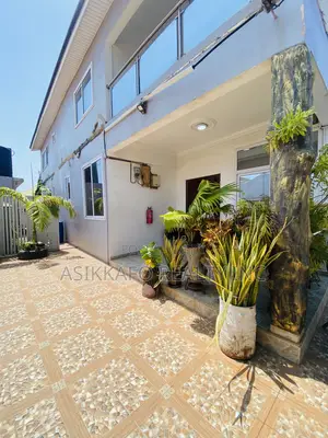 4bdrm House in Batsonaa, Spintex for rent