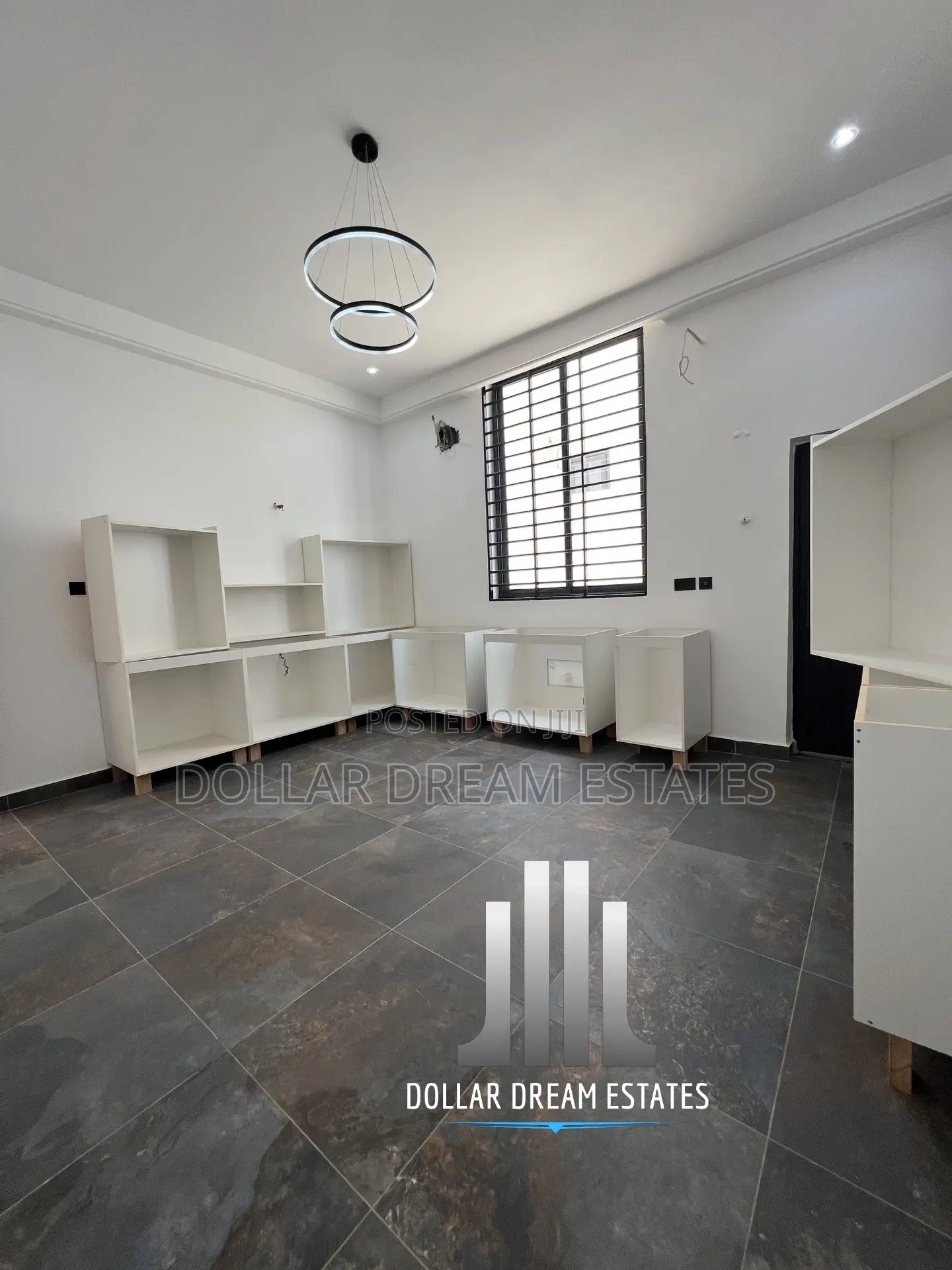 4bdrm House in East Legon for sale