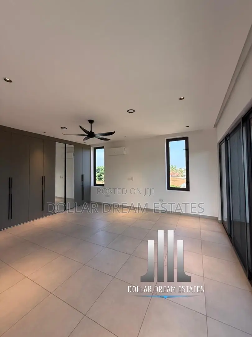 3bdrm House in Ashaley Botwe for sale