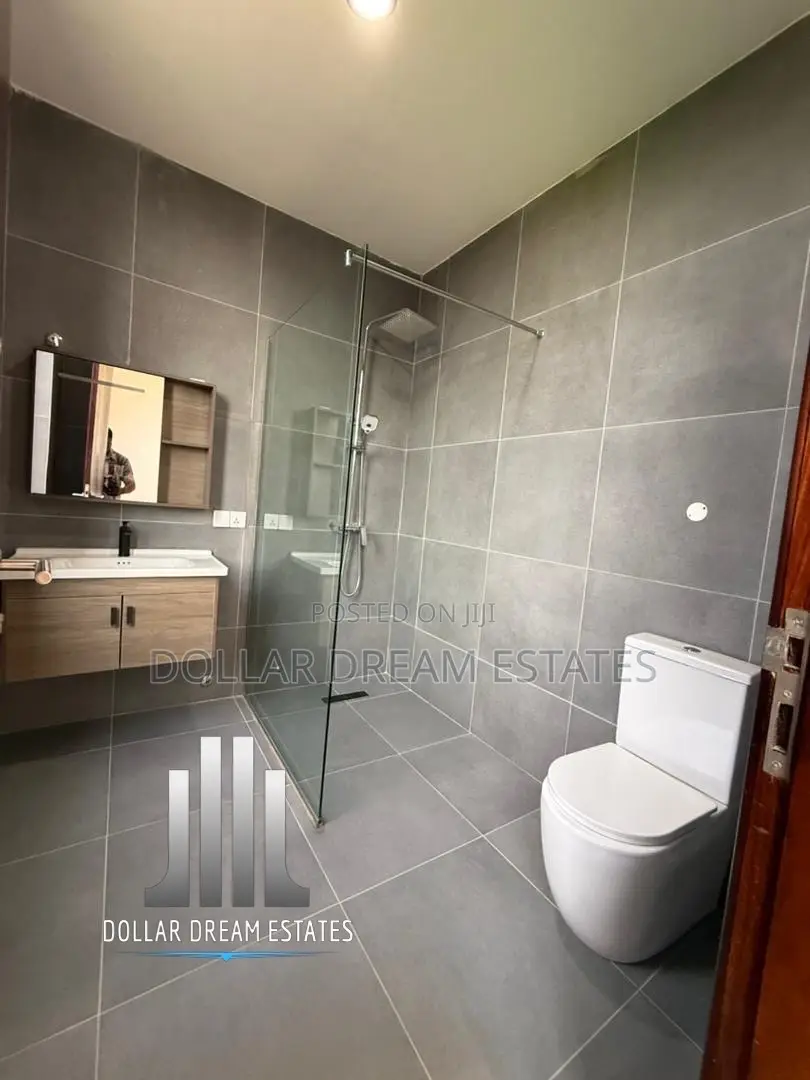 3bdrm House in Ashaley Botwe for sale