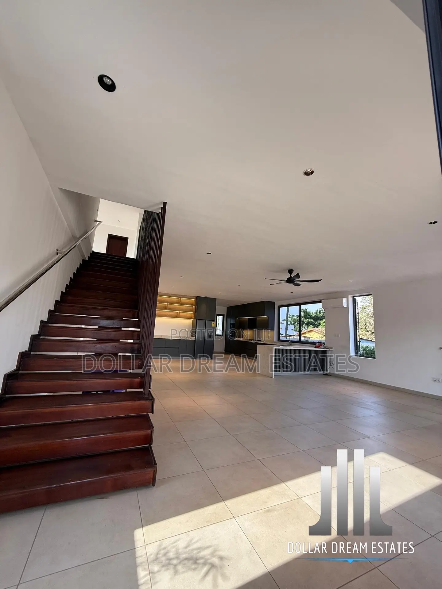 3bdrm House in Ashaley Botwe for sale
