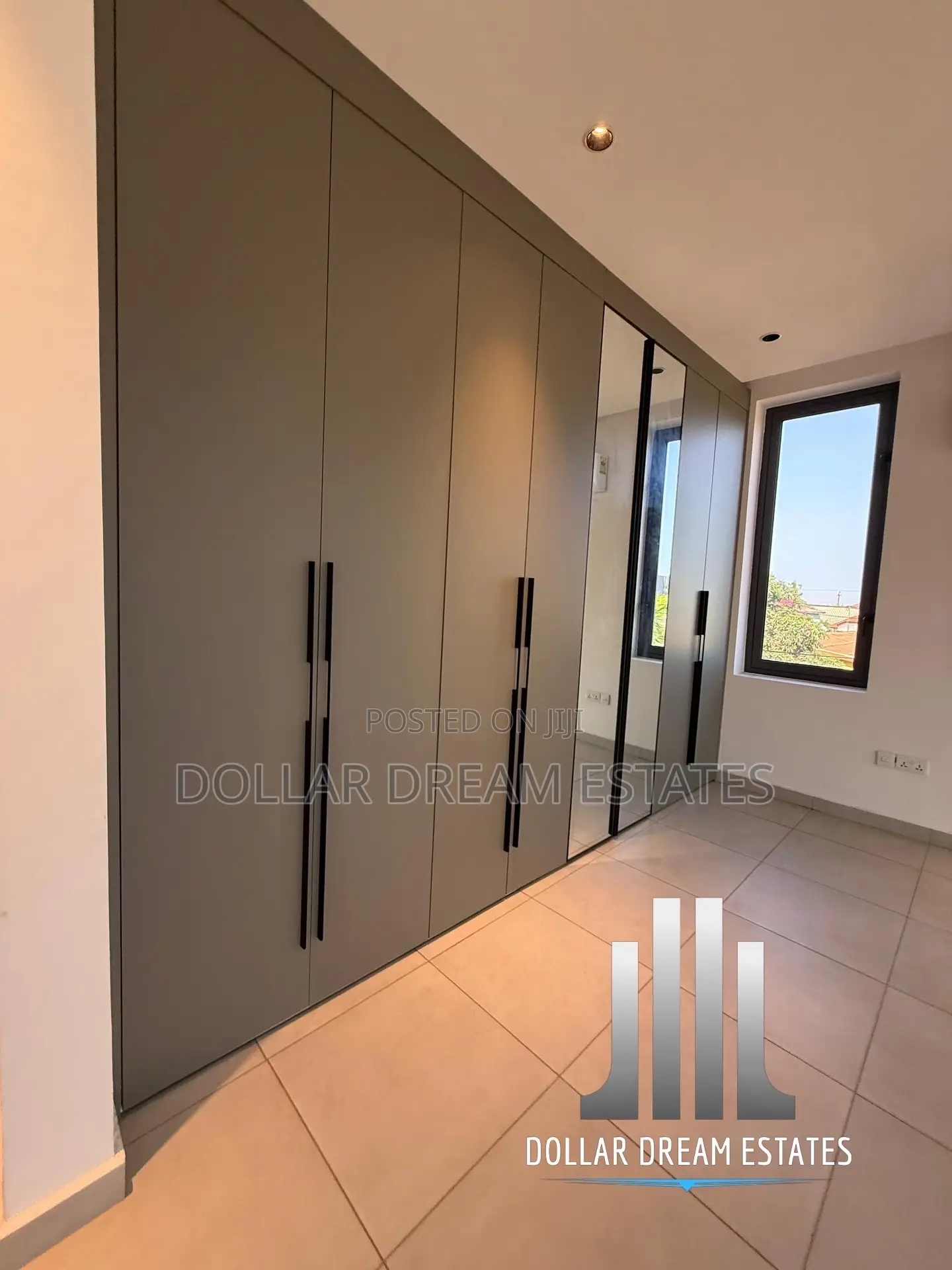3bdrm House in Ashaley Botwe for sale