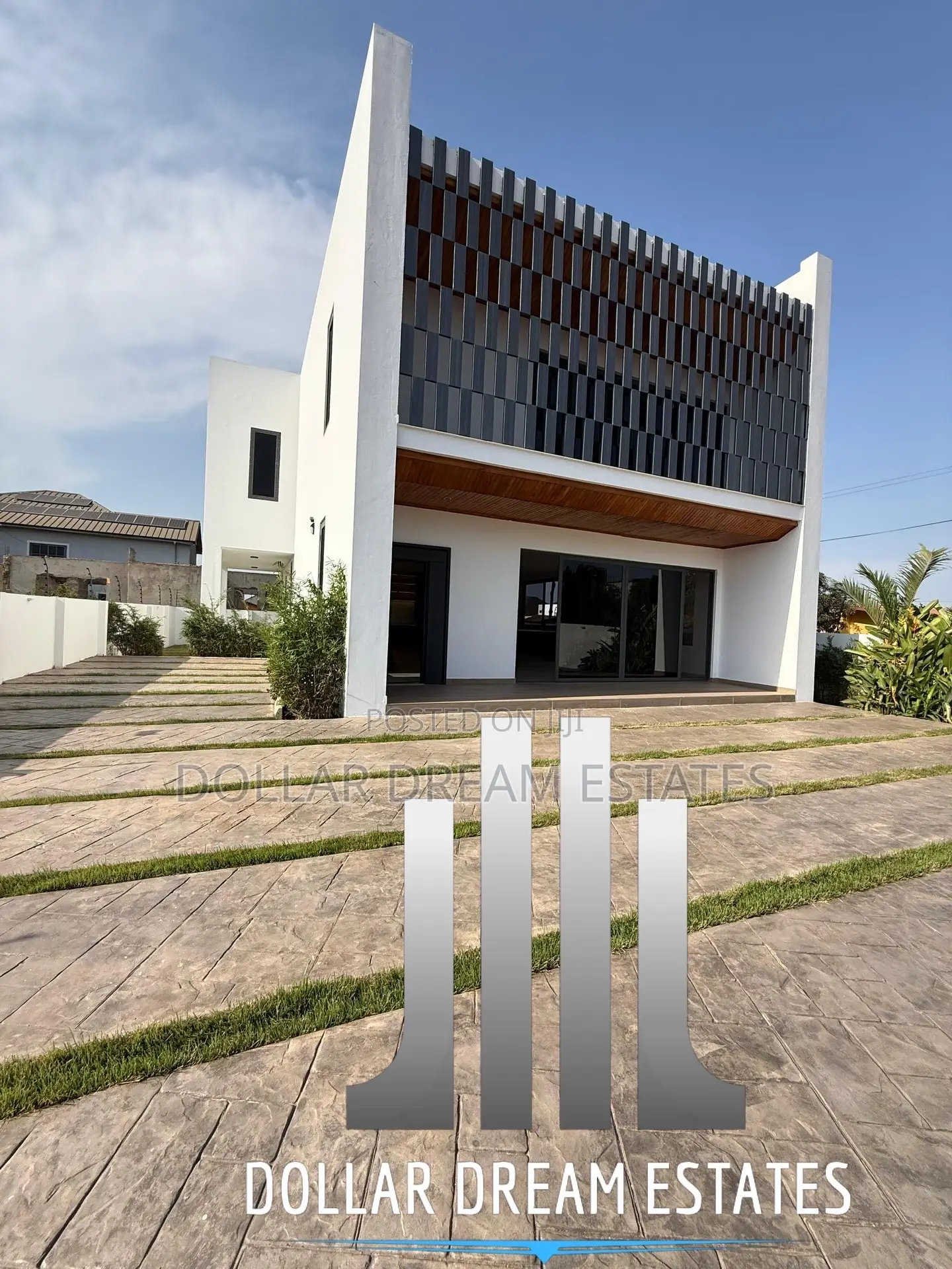 3bdrm House in Ashaley Botwe for sale