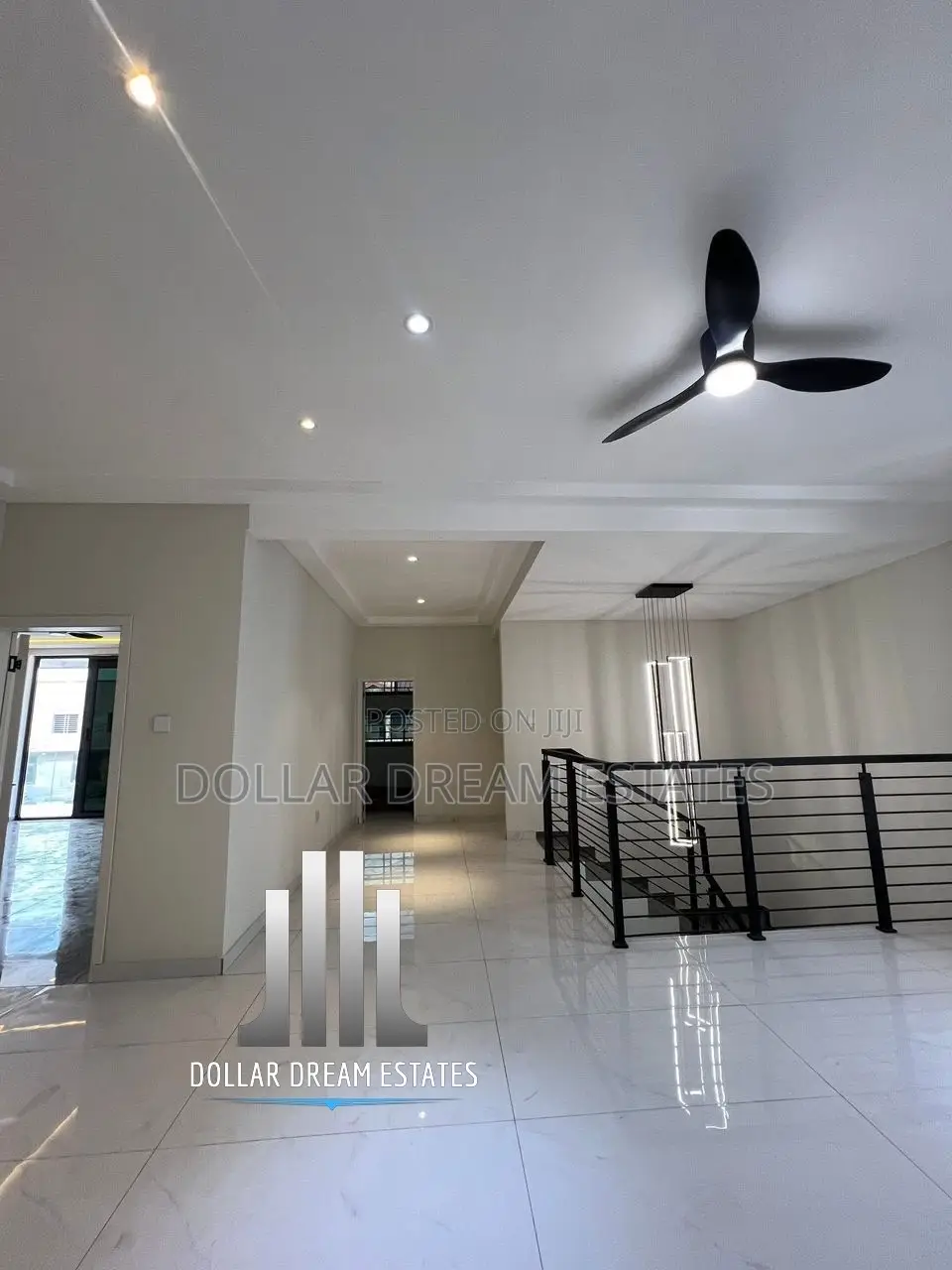 4bdrm House in Lake Side Estate for sale
