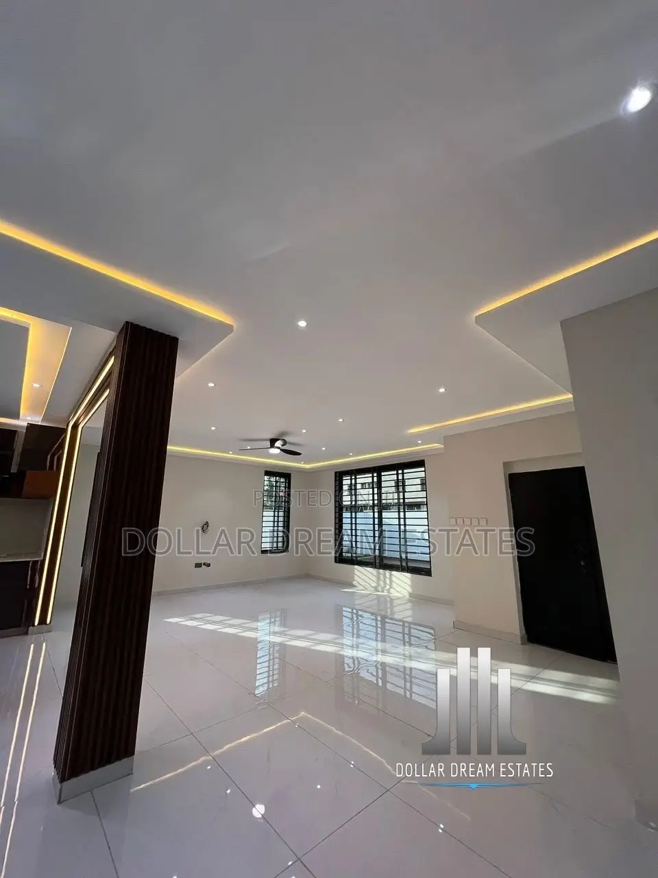 4bdrm House in Lake Side Estate for sale