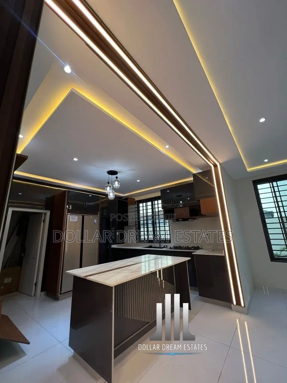 4bdrm House in Lake Side Estate for sale