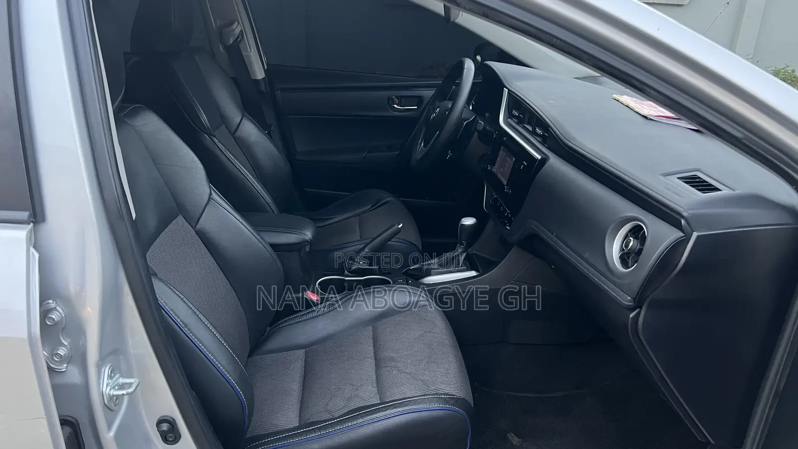 Toyota Corolla 2017 Silver