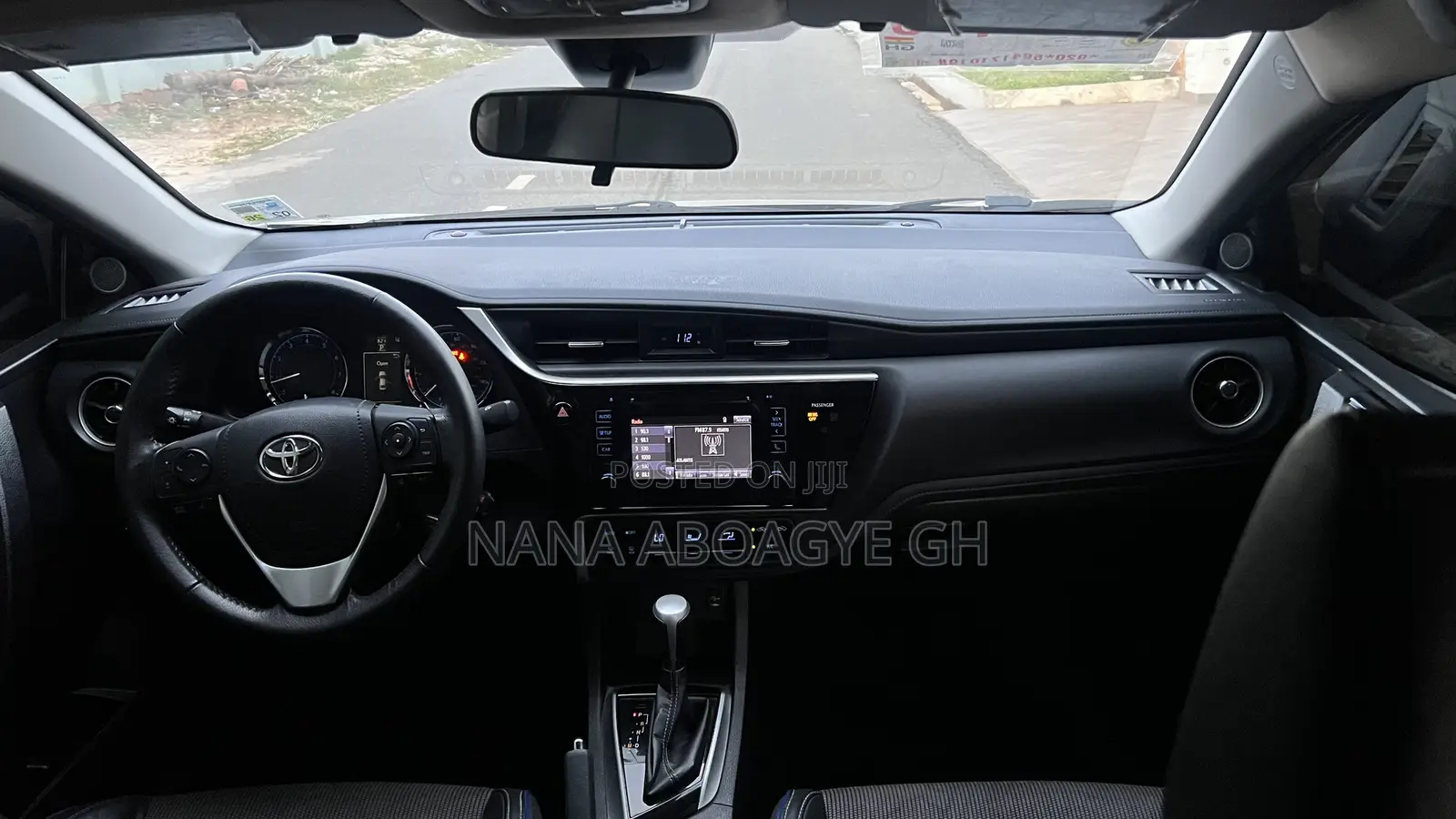 Toyota Corolla 2017 Silver