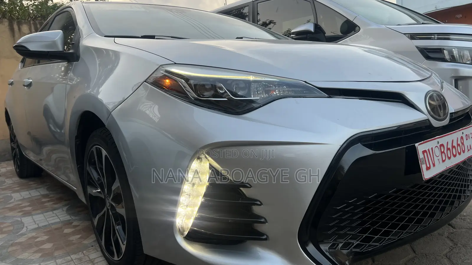 Toyota Corolla 2017 Silver