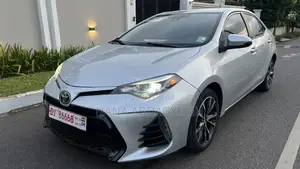 Toyota Corolla 2017 Silver