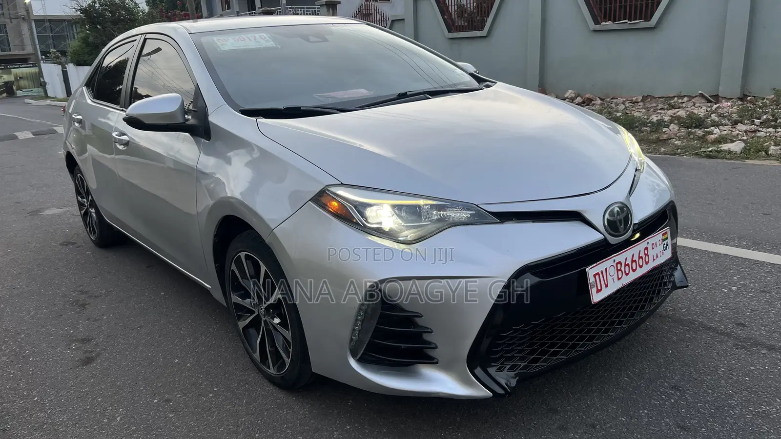 Toyota Corolla 2017 Silver