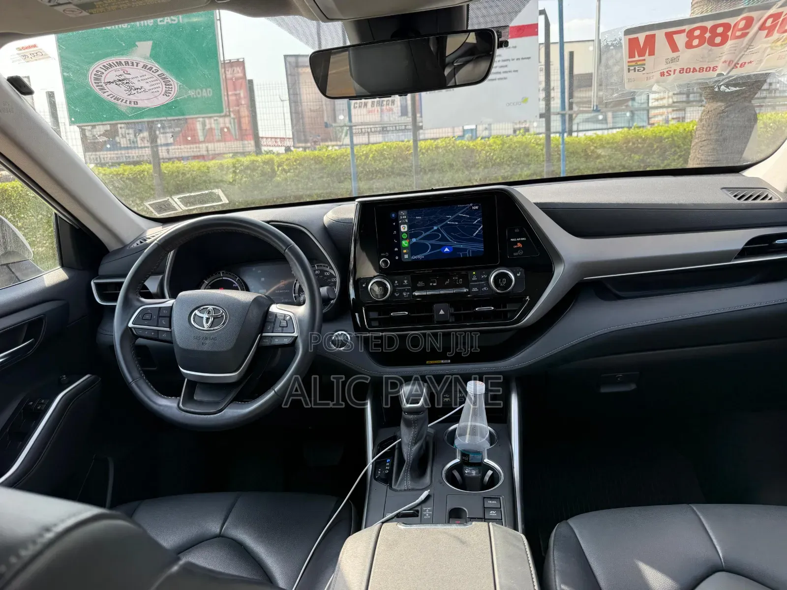 Toyota Highlander XLE AWD 2023 White