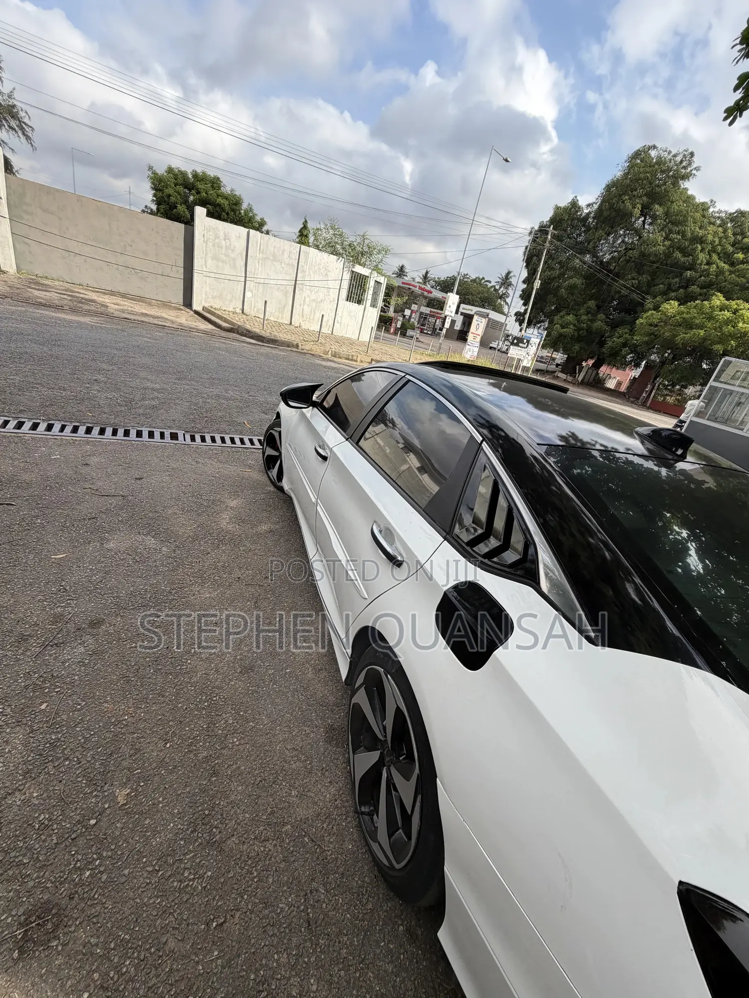 Honda Accord Touring 2.0T 2018 White